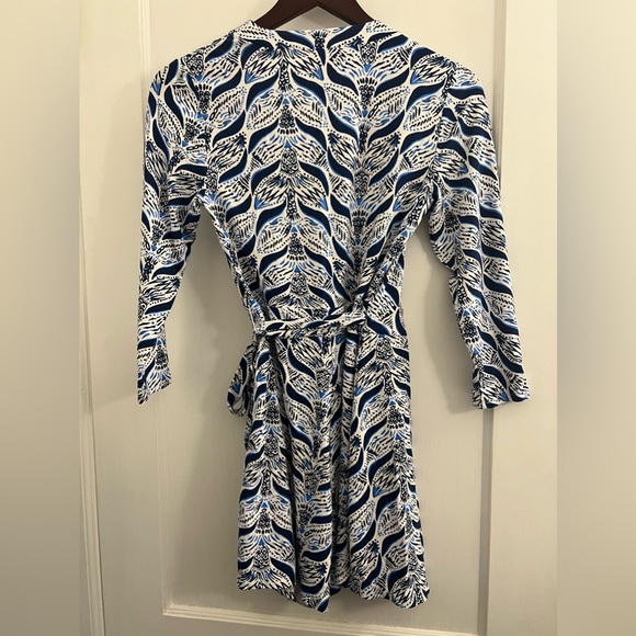 Lily Pulitzer Karlie Wrap Romper - Picture 5 of 7